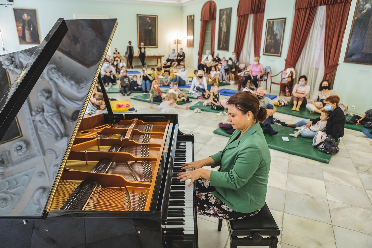 Adriana Magdovski, matineja za najmlajše (foto Dejan Bulut)
